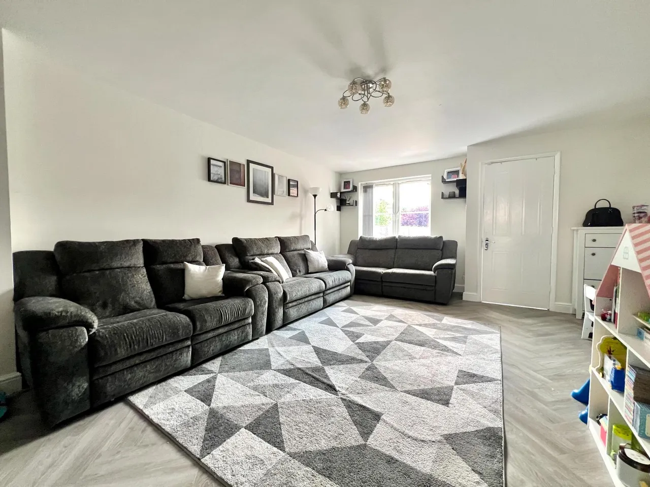 Hunters Way, Slough, SL1, photo 20