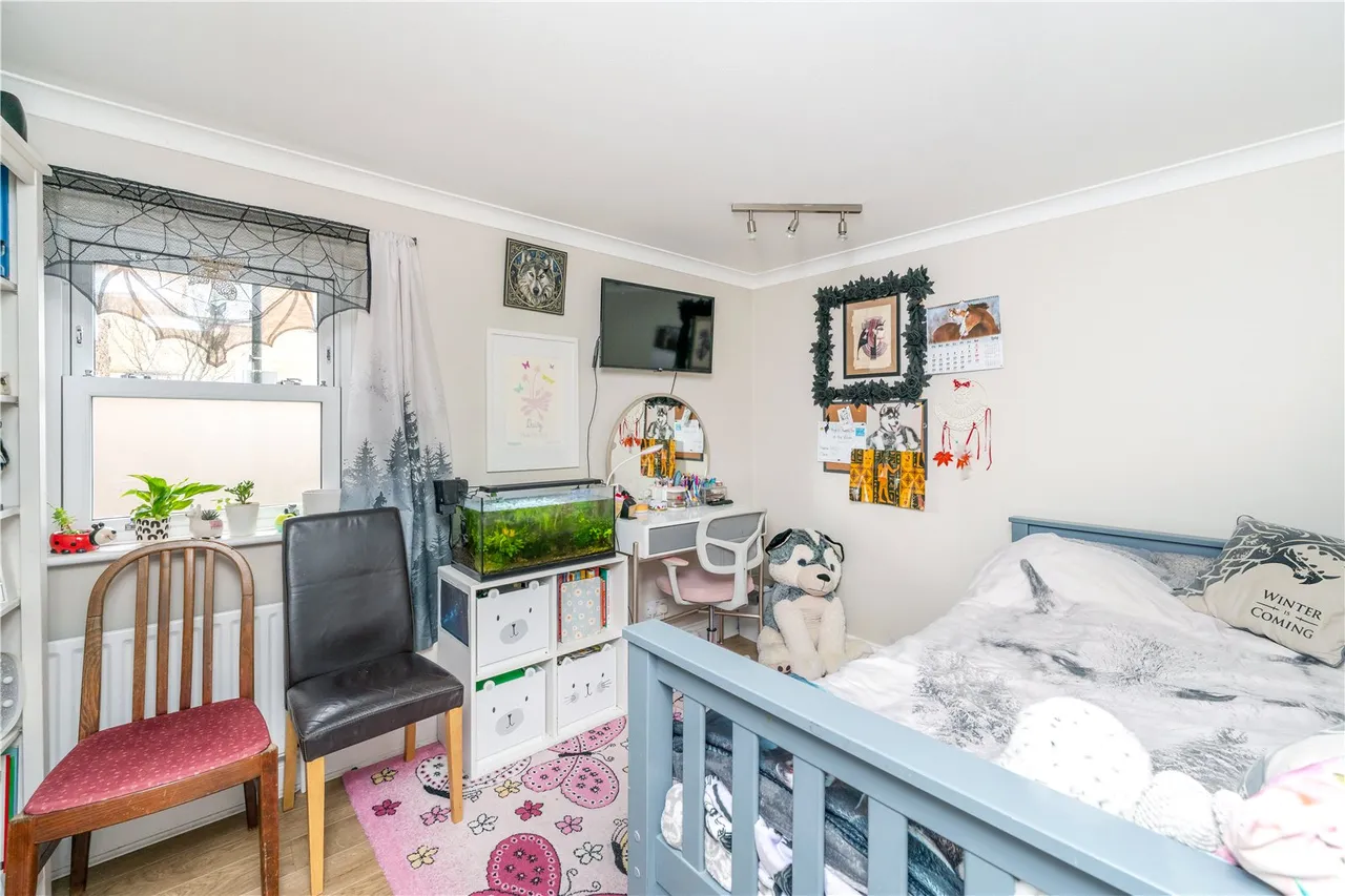 Staines Road, Twickenham, TW2 5BG, photo 12