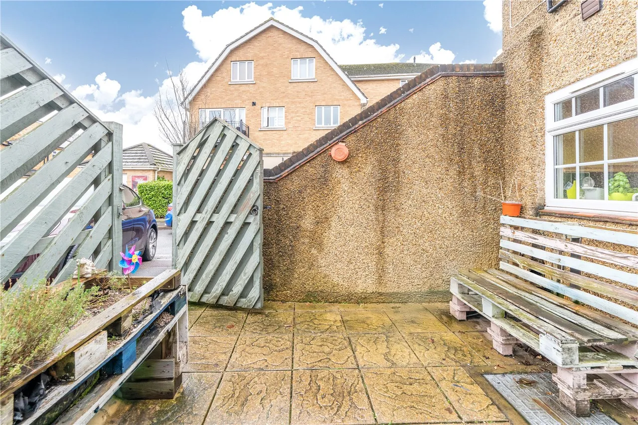 Staines Road, Twickenham, TW2 5BG, photo 16