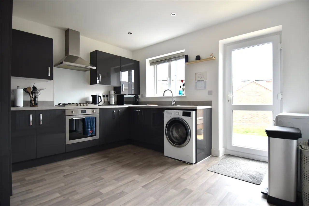 Mitchell Road, Copcut, WR9, photo 6