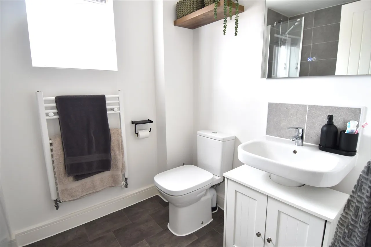Mitchell Road, Copcut, WR9, photo 16