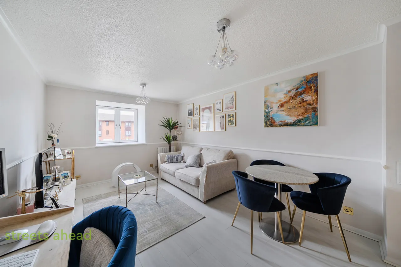 Selhurst Road, London, SE25, photo 3