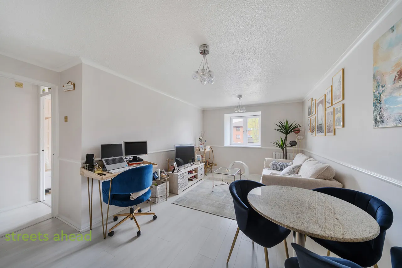 Selhurst Road, London, SE25, photo 7