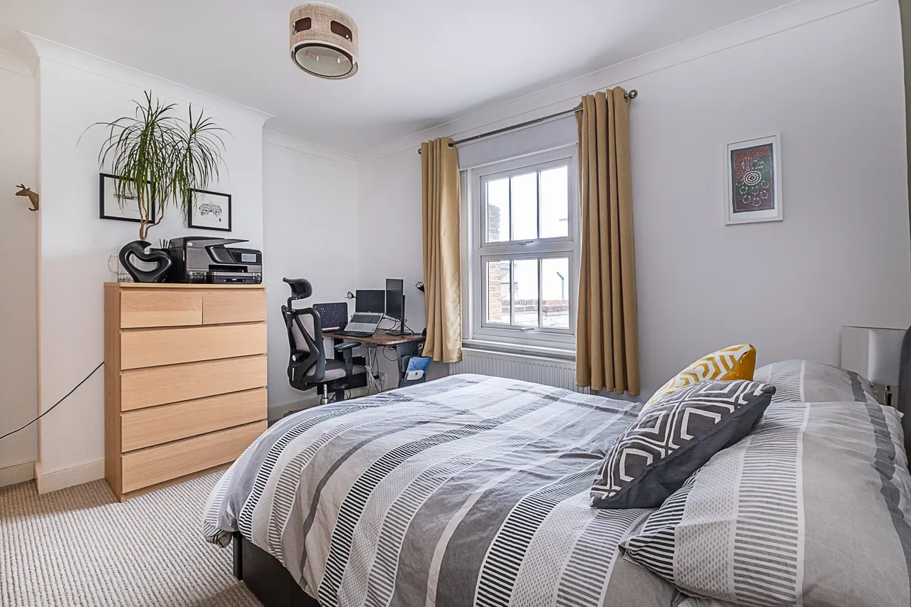 Alfred Road, Kingston Upon Thames, KT1, photo 5