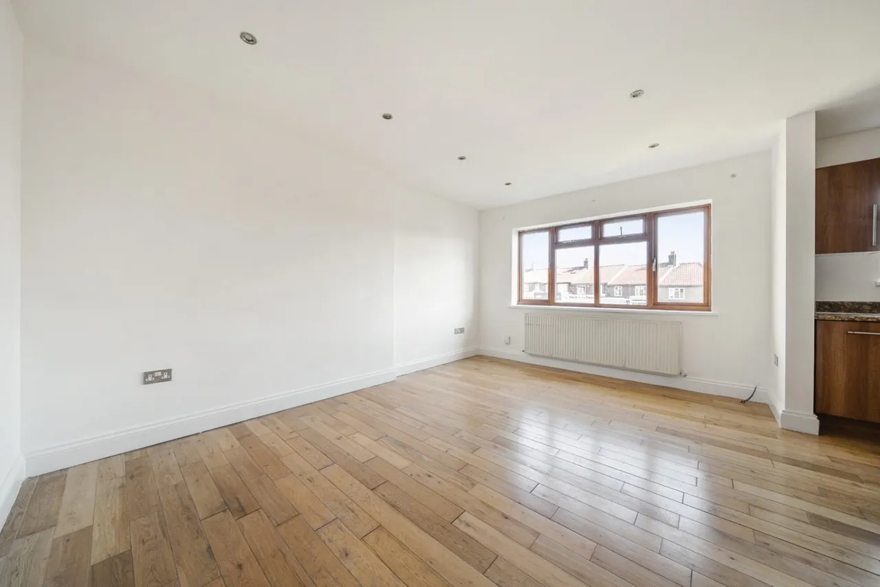 Mayplace Road East, Bexleyheath, DA7, photo 3