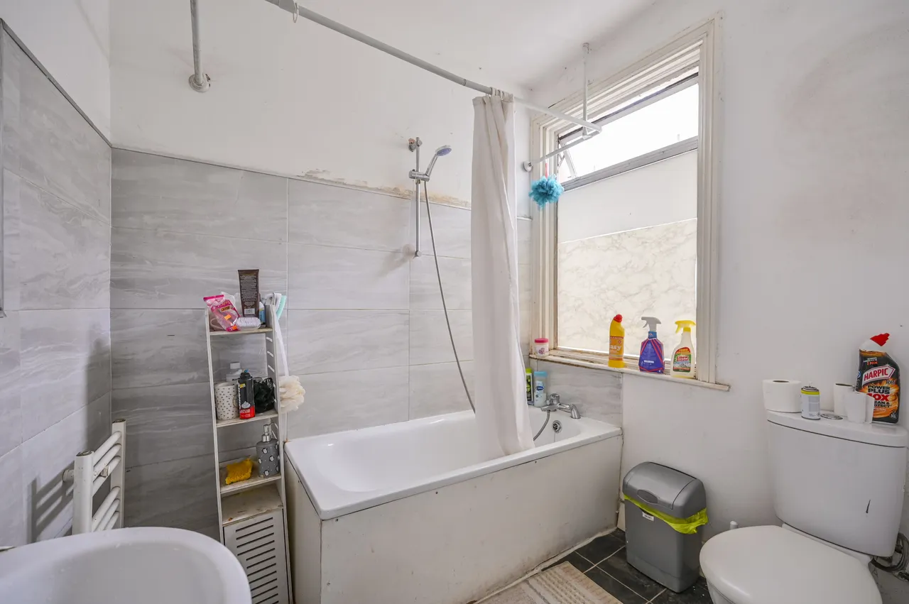 657 Seven Sisters Road, London, photo 11