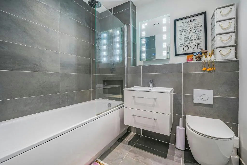 Royal Crescent Road, Royal Crescent Apartments, SO14, photo 4