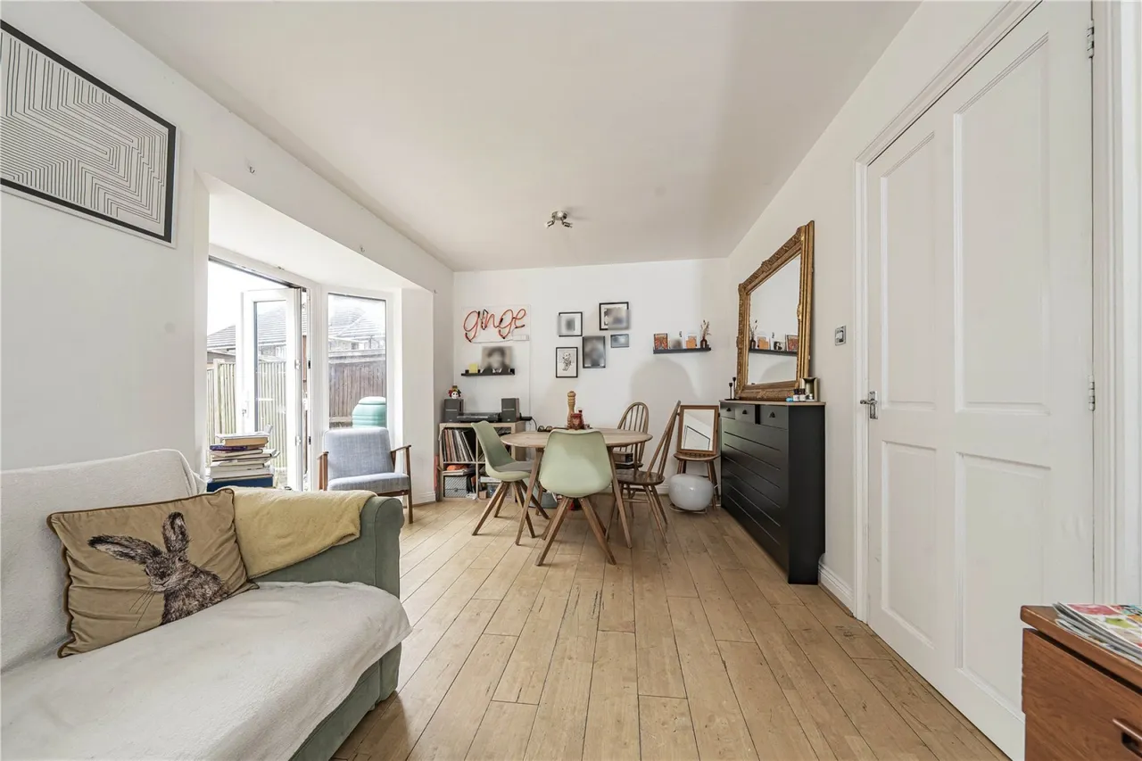 Botsford Road, Wimbledon Chase, photo 3