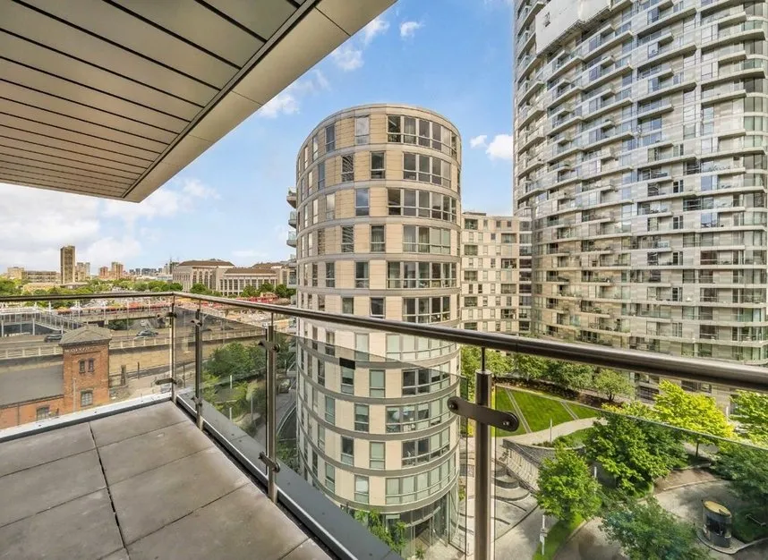 1 bed flat for sale — Province Square, Canary Wharf, E14