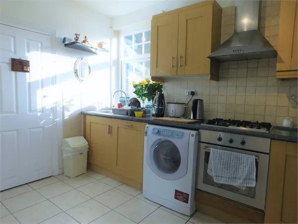 Ravenor Park Road, Greenford, Greenford, Greater London, UB6 9QY, photo 5