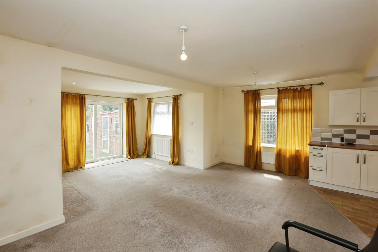 Coombe Farm Avenue, Fareham, photo 5
