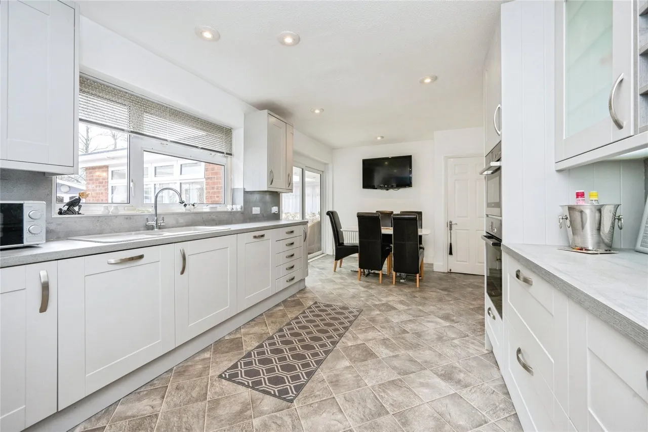 Poplar Close, Leighton Buzzard, Bedfordshire, LU7, photo 8
