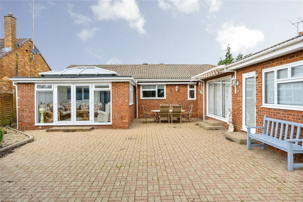 Poplar Close, Leighton Buzzard, Bedfordshire, LU7, photo 23