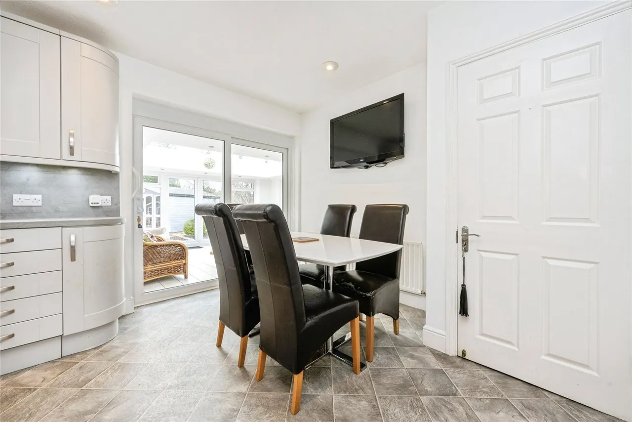 Poplar Close, Leighton Buzzard, Bedfordshire, LU7, photo 9
