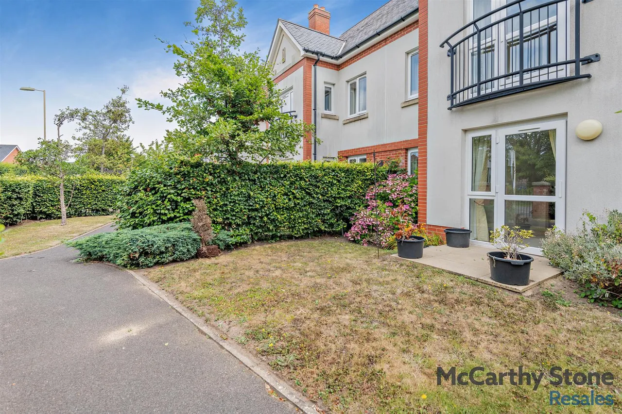 Avenue Road, Lymington, SO41, photo 15