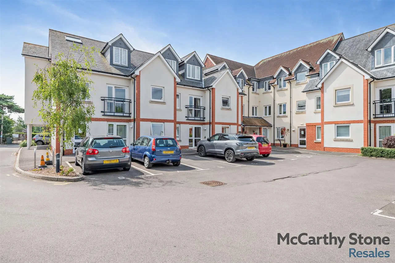 Avenue Road, Lymington, SO41, photo 16