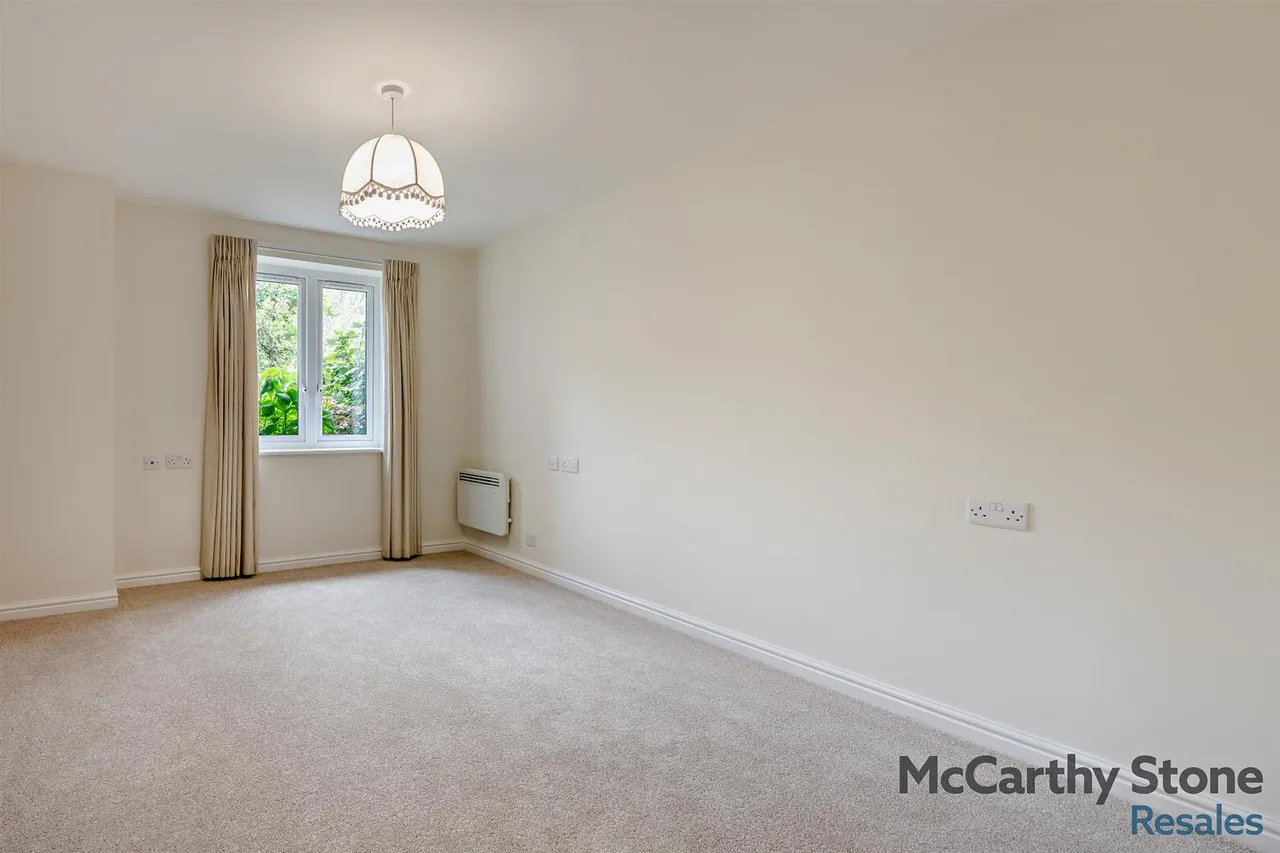 Avenue Road, Lymington, SO41, photo 7