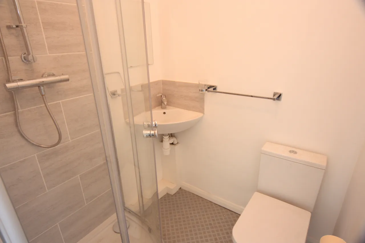 Killowen Avenue, Northolt, UB5, photo 7