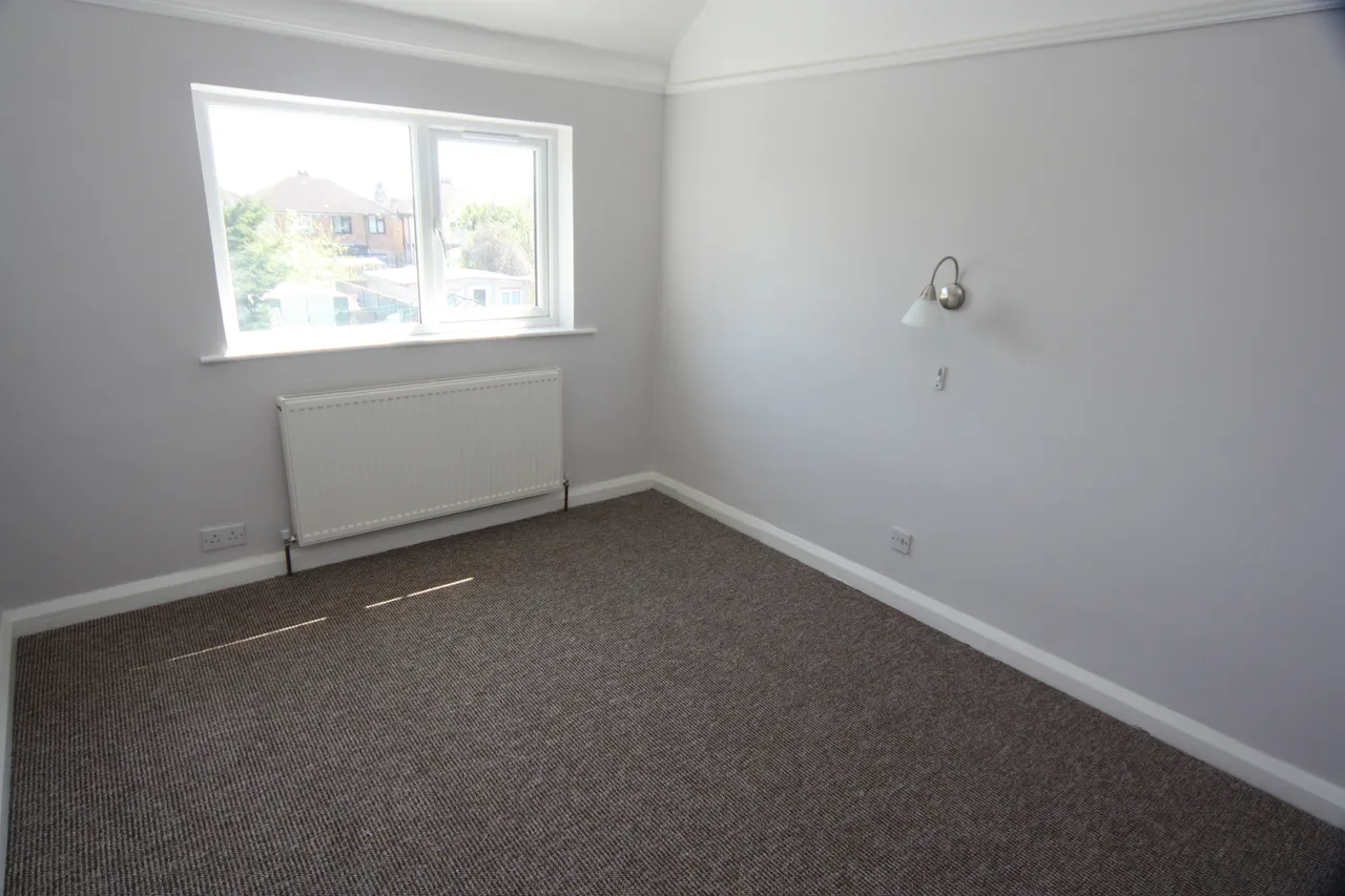 Killowen Avenue, Northolt, UB5, photo 5