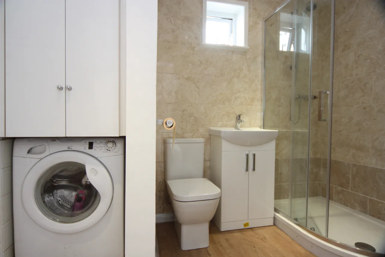 Killowen Avenue, Northolt, UB5, photo 8