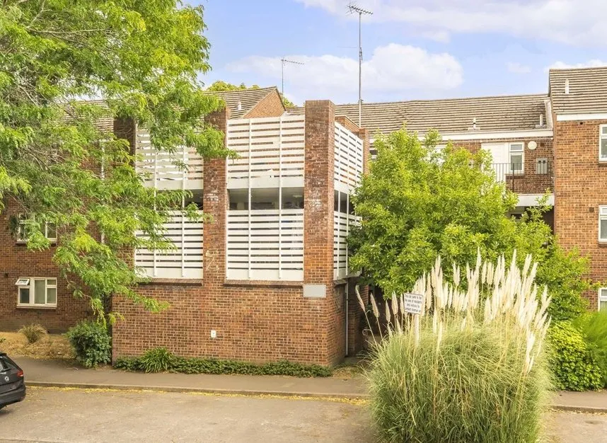 1 bed flat for sale — Lambert Avenue, Richmond, TW9