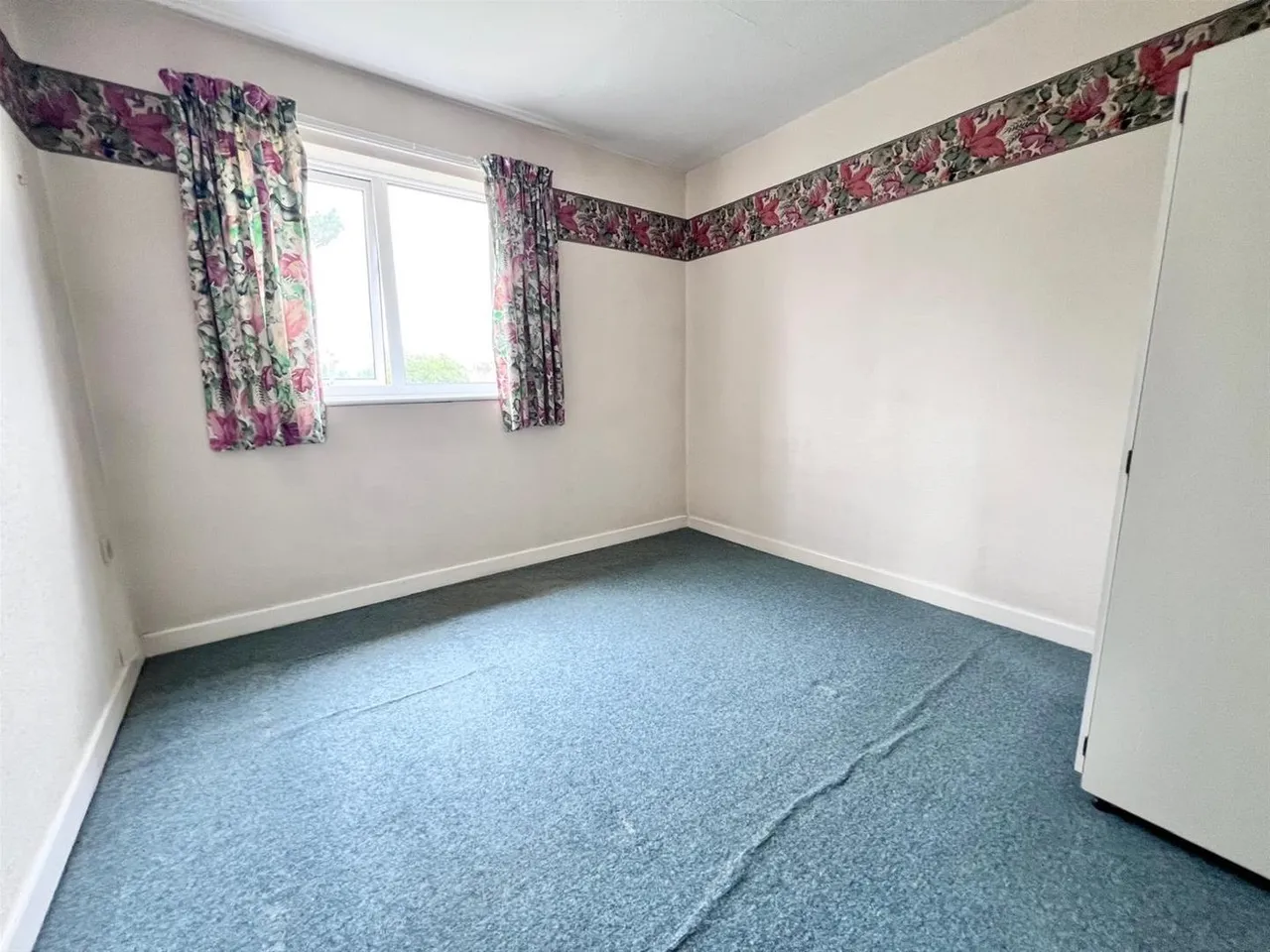 Cypress Way, Gillingham SP8 4BY, photo 10