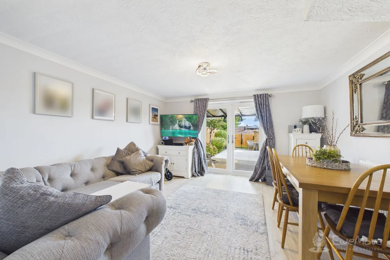 Gray Close, Hawkinge, CT18, photo 7