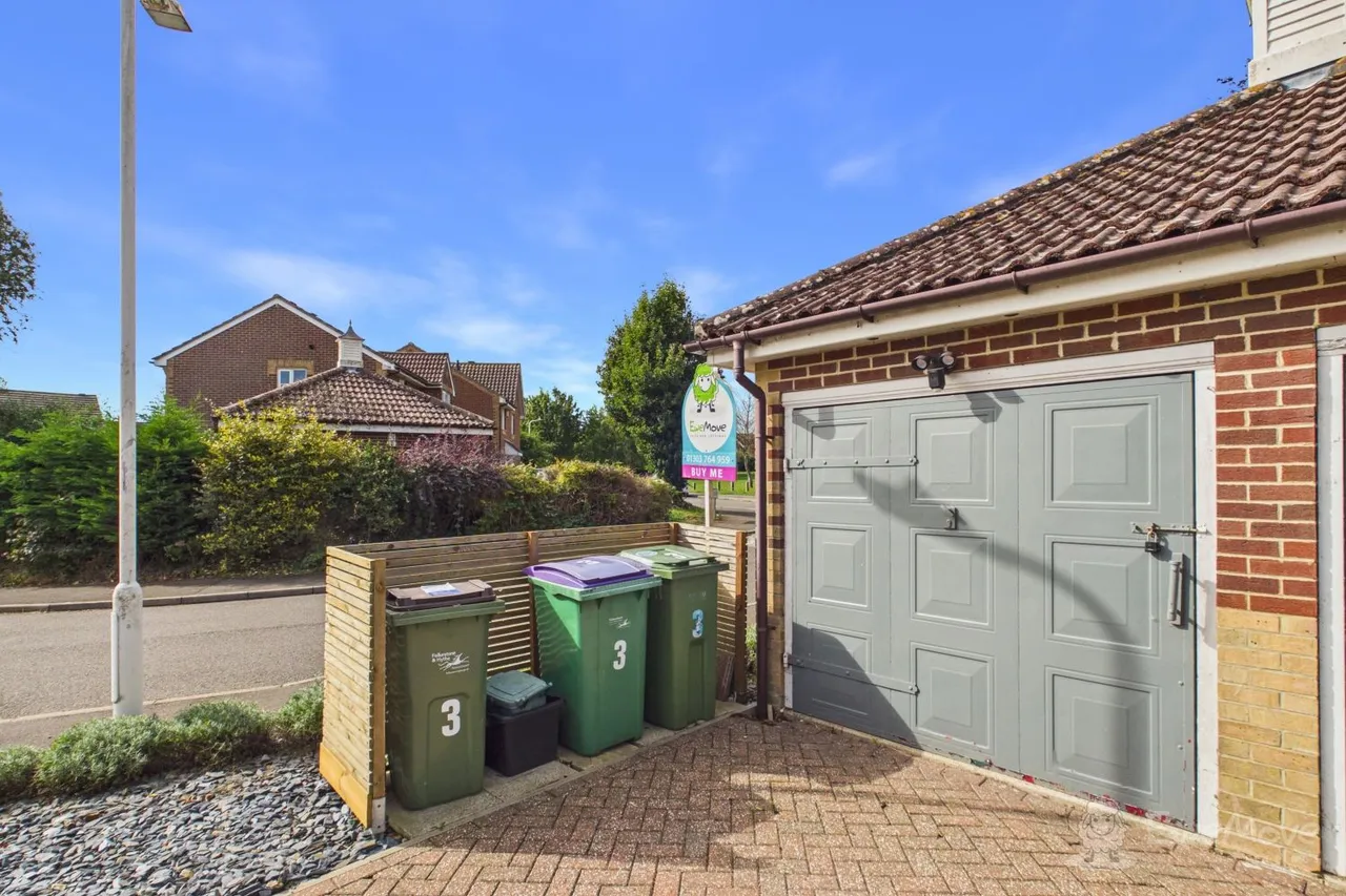 Gray Close, Hawkinge, CT18, photo 19