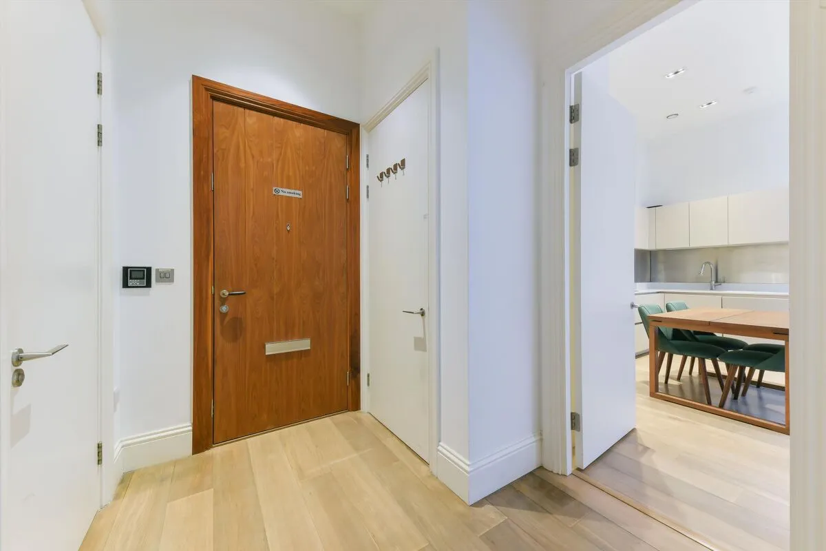 Leman Street, London, E1, photo 13