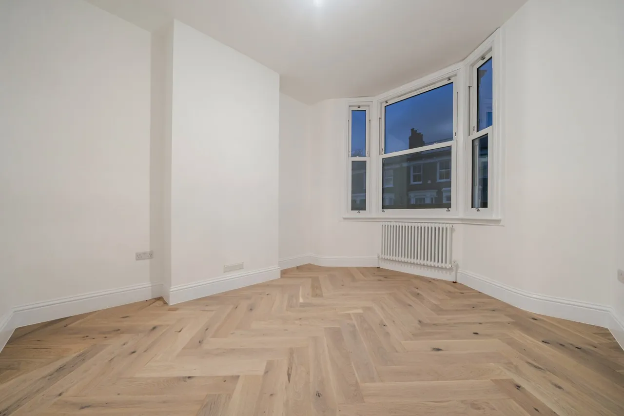 Nutcroft Road, SE15, photo 4