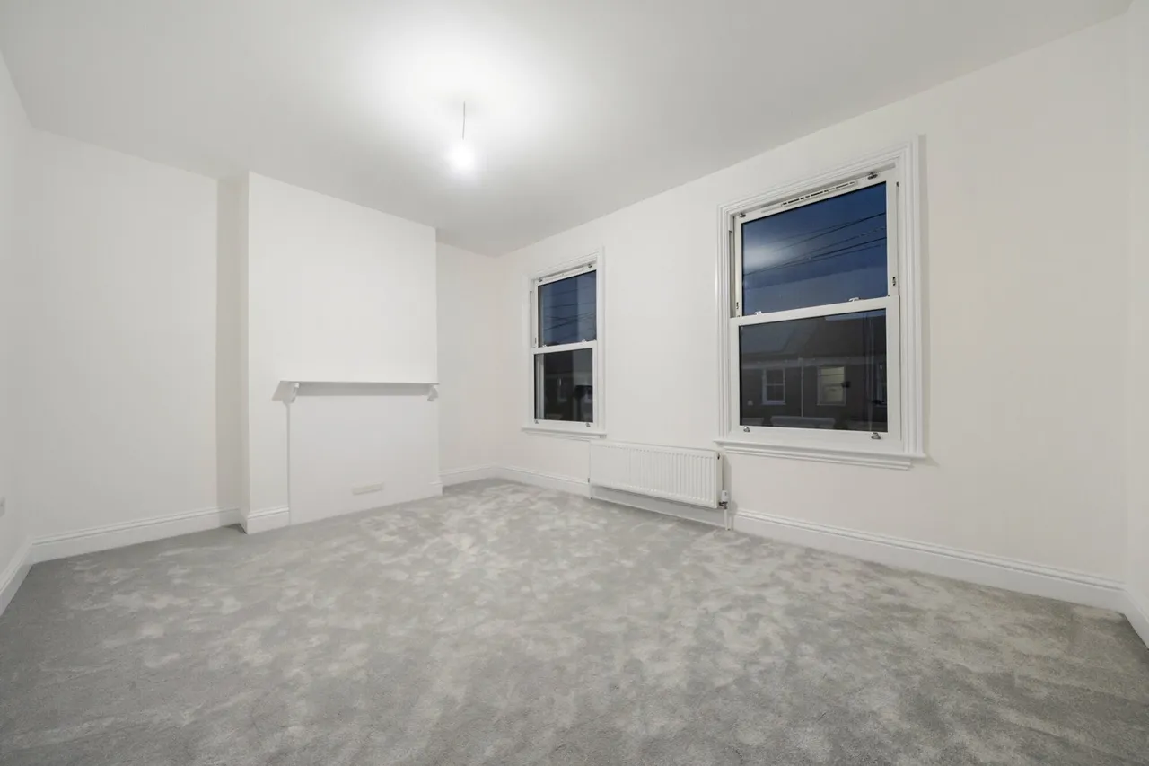 Nutcroft Road, SE15, photo 9