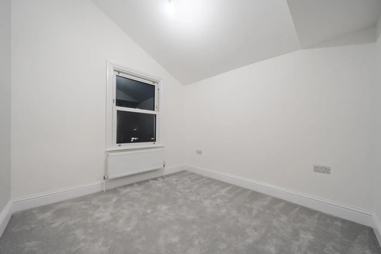 Nutcroft Road, SE15, photo 17