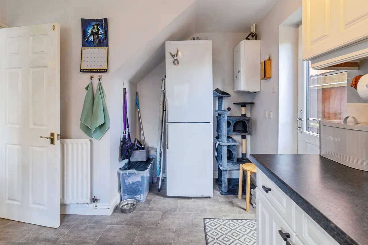 Holst Crescent, Old Farm Park, MK7, photo 8