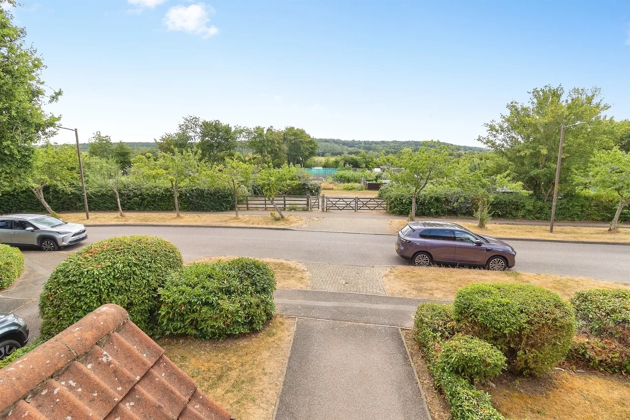 Holst Crescent, Old Farm Park, MK7, photo 20