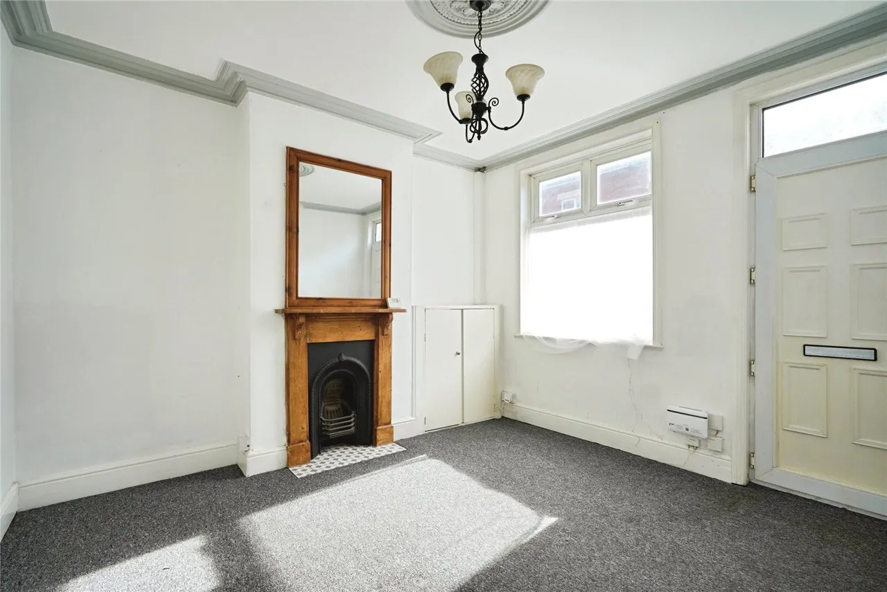 James Street, Coalville, LE67, photo 2