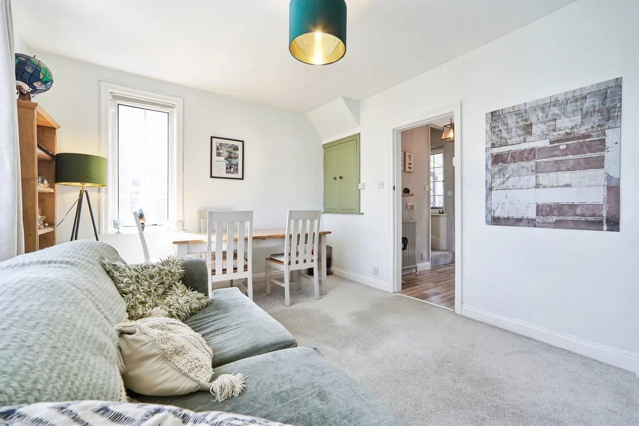 Rylands Avenue, Gilstead, BD16, photo 5