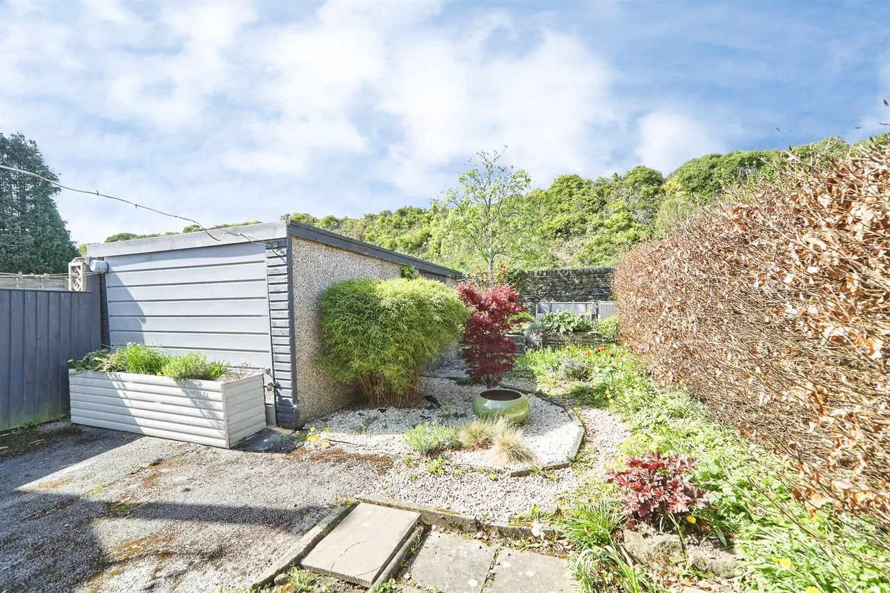 Rylands Avenue, Gilstead, BD16, photo 15