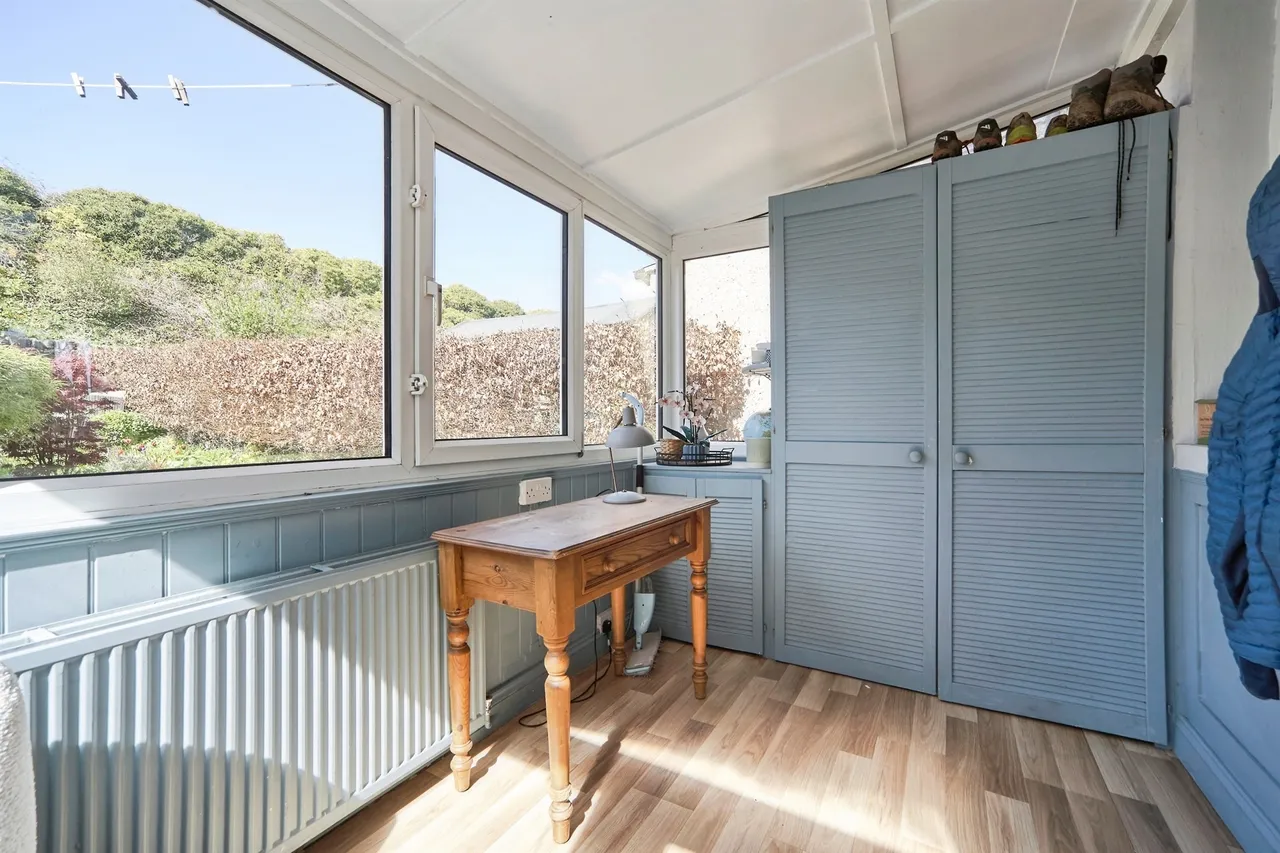Rylands Avenue, Gilstead, BD16, photo 9