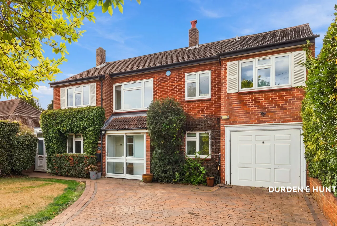 5 bed house for sale, St. Johns Road, Loughton, IG10