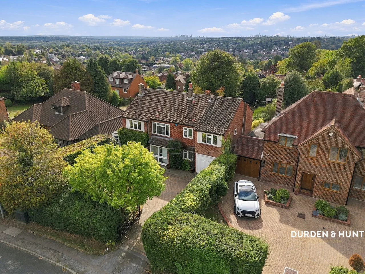 St. Johns Road, Loughton, IG10, photo 30