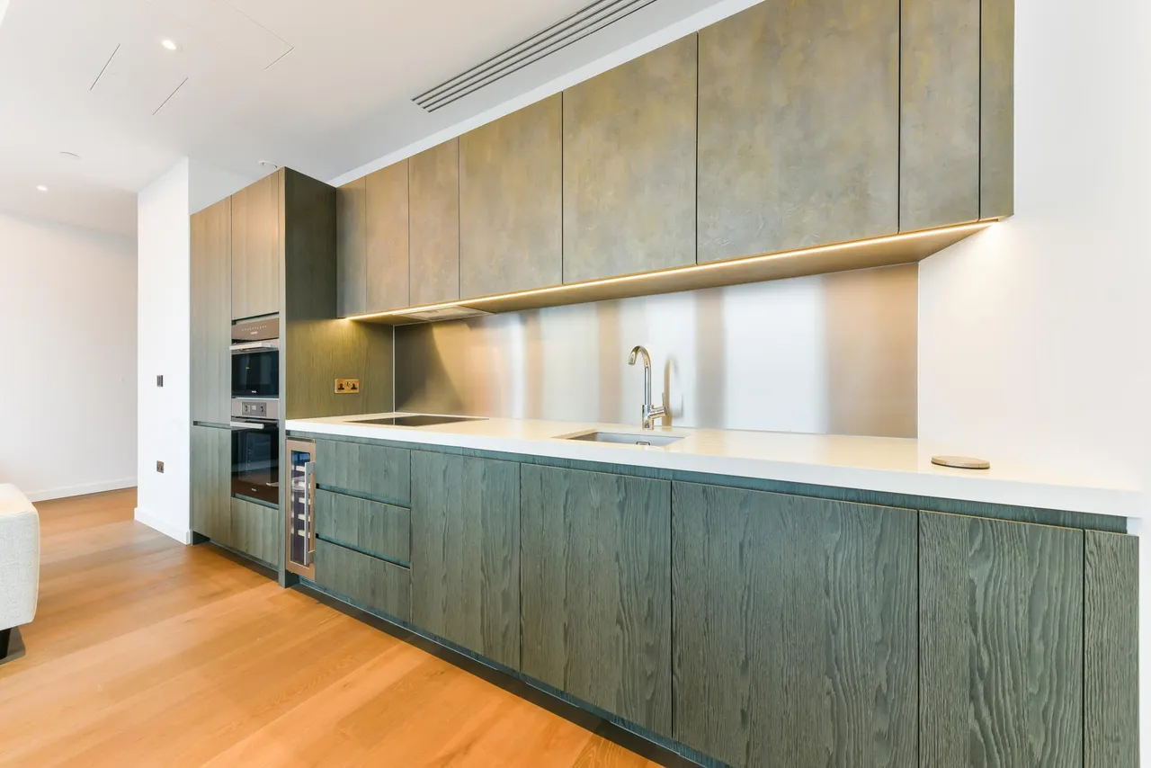 Carnation Way, London, SW8, photo 5