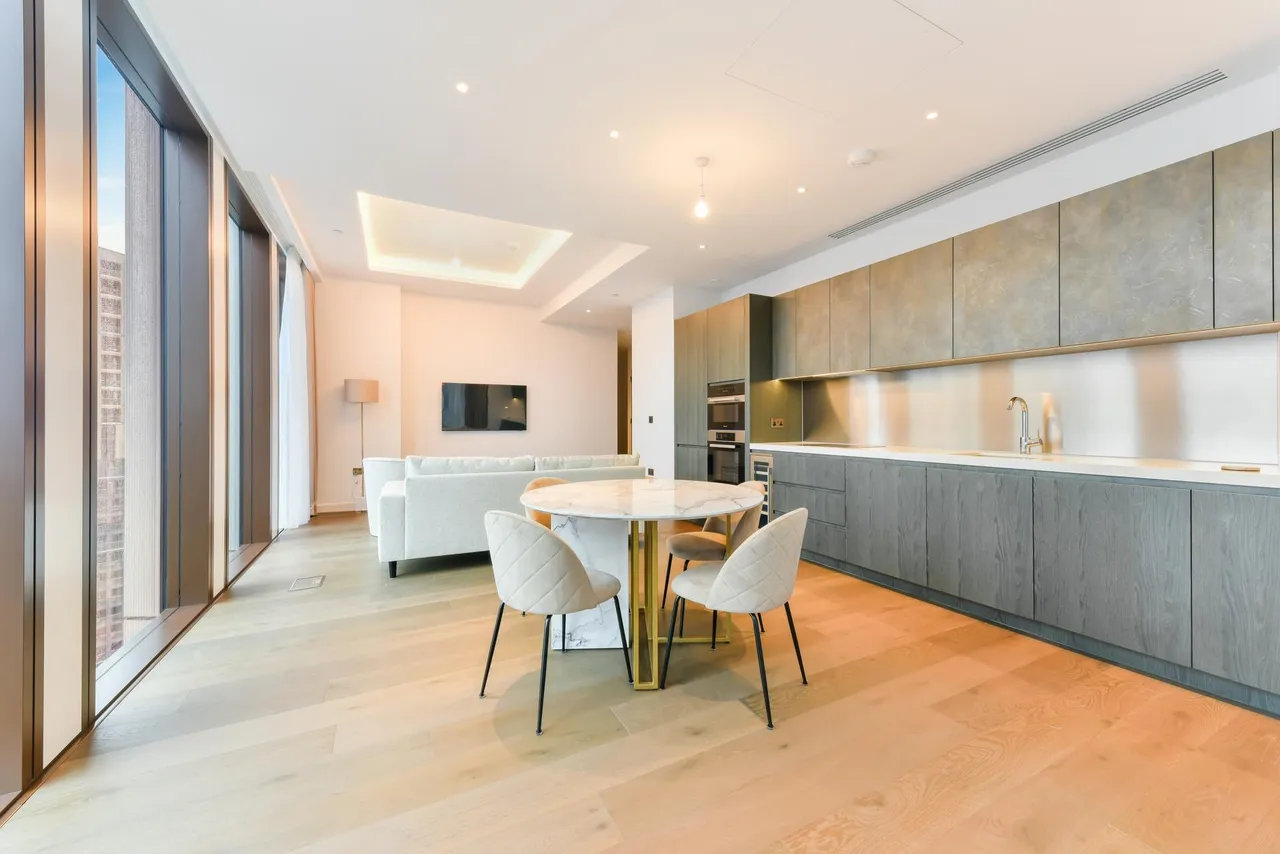 Carnation Way, London, SW8, photo 3