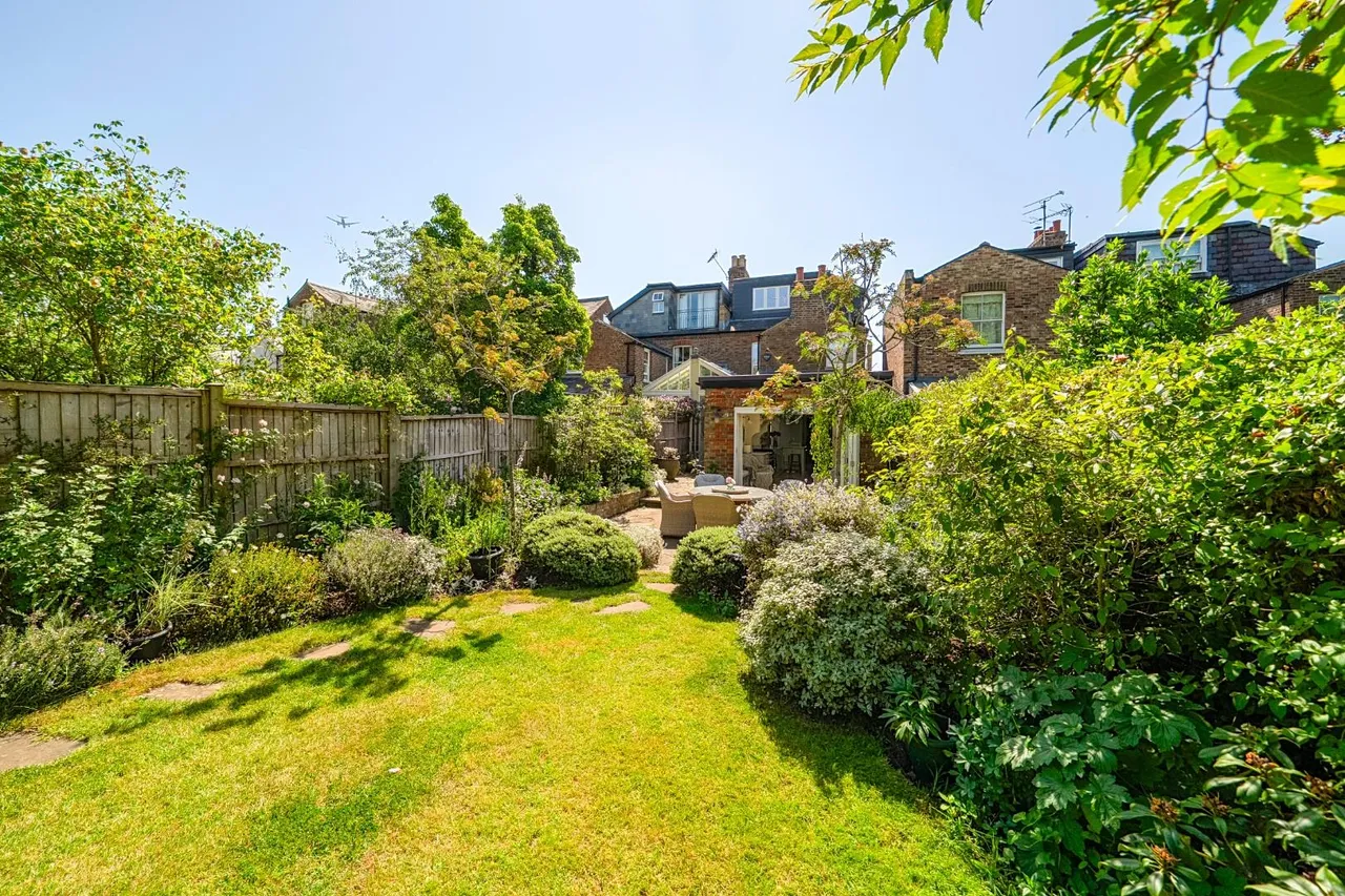 Frances Road, Windsor, photo 10