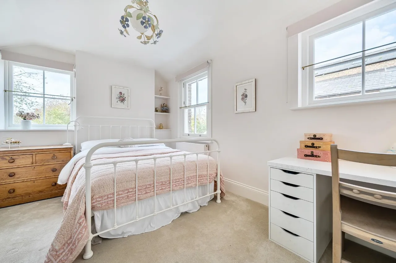 Frances Road, Windsor, photo 12