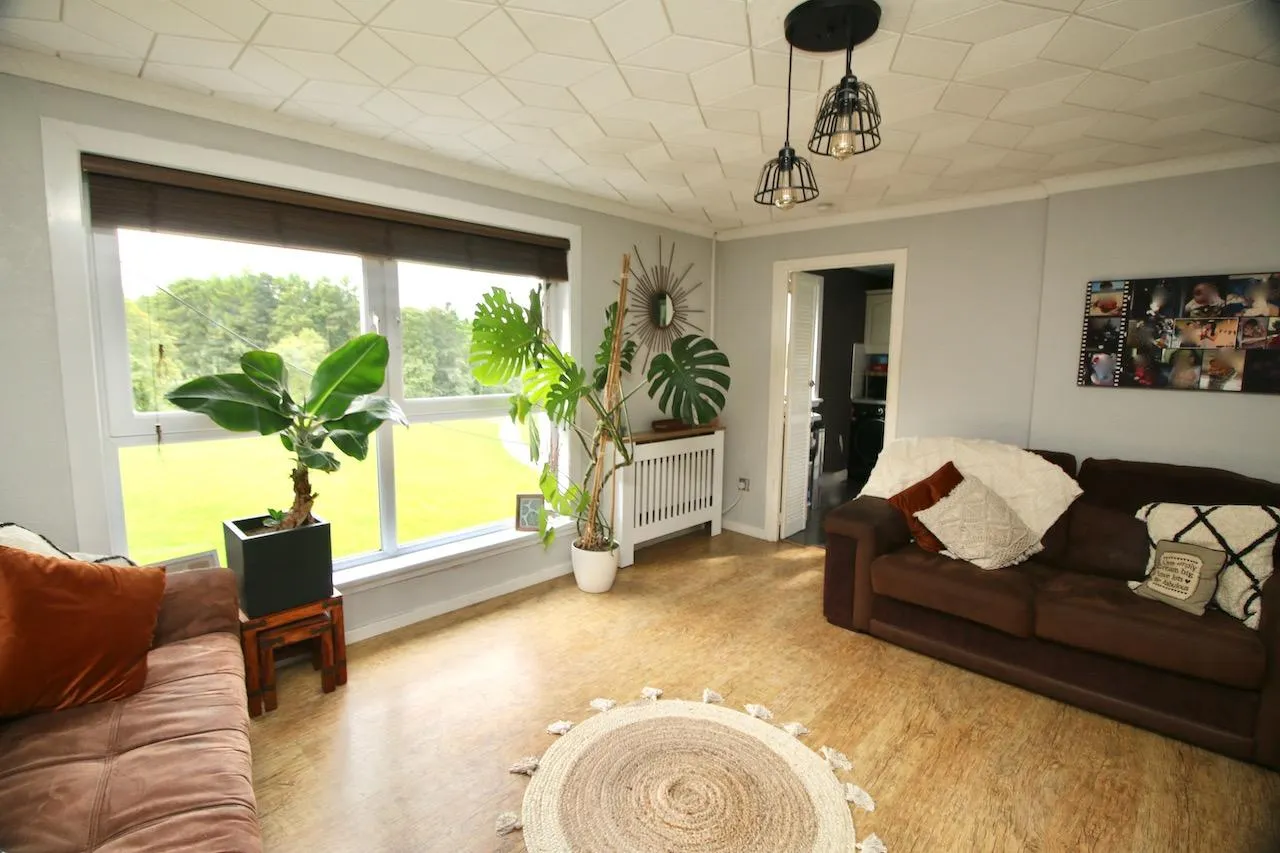 Laburnum Road, Cumbernauld, G67 3AA, photo 4