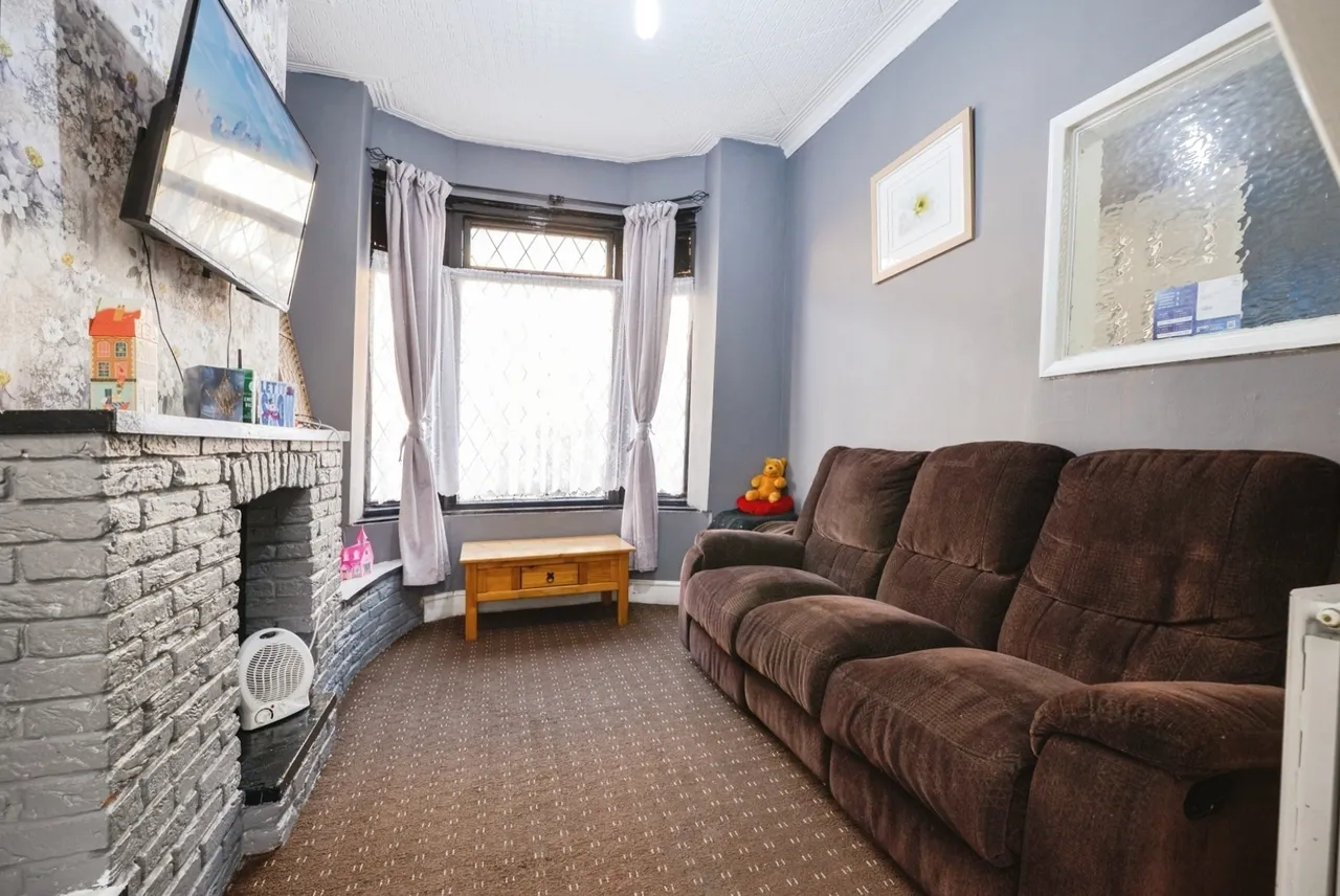 Esher Street, Middlesbrough, TS1, photo 2