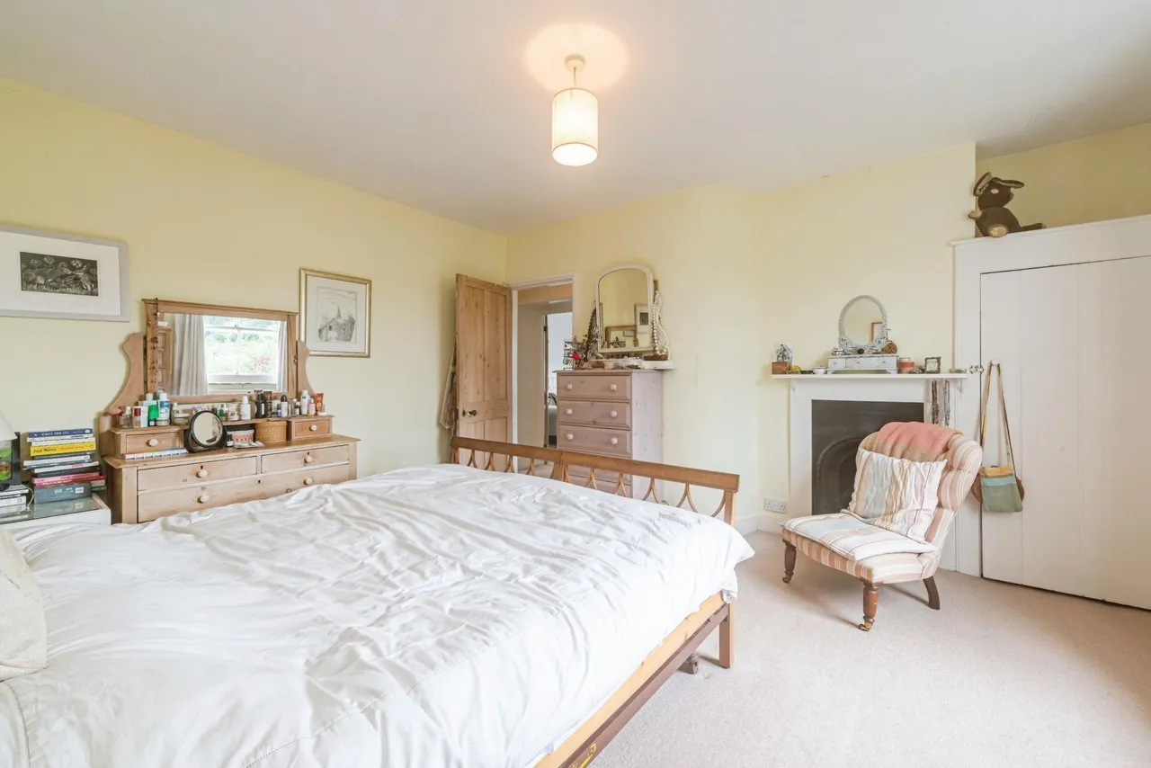 Bunces Lane, Reading, RG7, photo 13