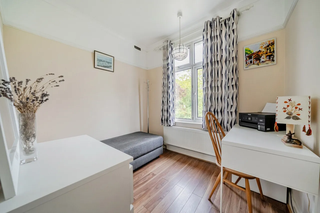 Baring Road, SE12, photo 18