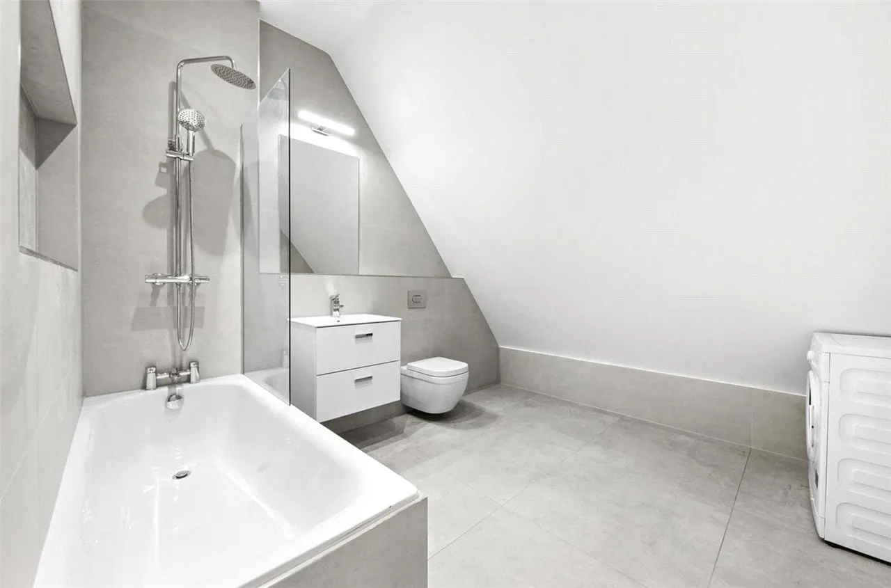 Tudor Gardens, Kingsbury, NW9, photo 6