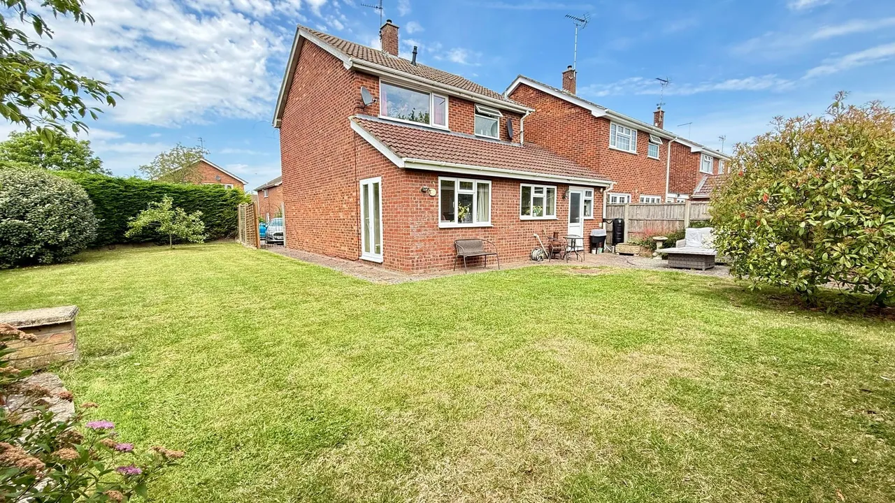 3 bed house for sale — Broadway Close, Bourne, PE10